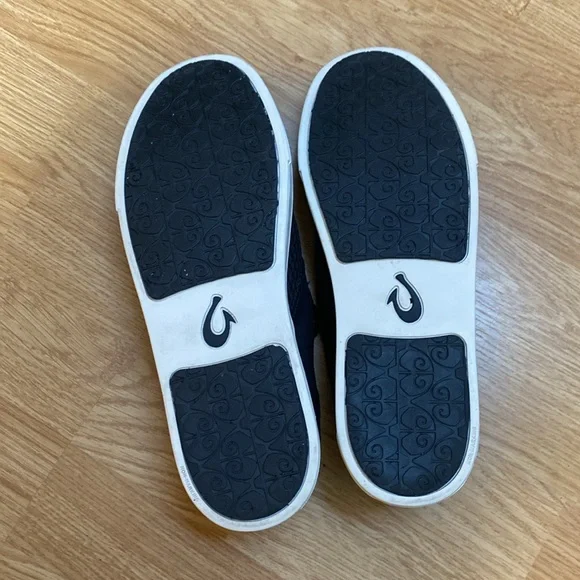 Olukai Pehuea Women's Slip On - Picture 7 of 10